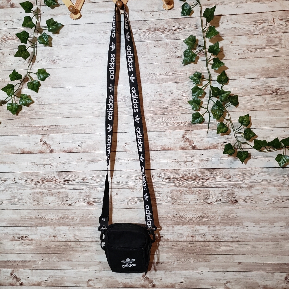 Adidas Black Crossbody Purse Bag Womens White Logo Repeat Strap Zipper Pockets